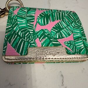 New!! Lilly Pulitzer Snap ID Card Case in the "Let's Go Bananas" print wristlet